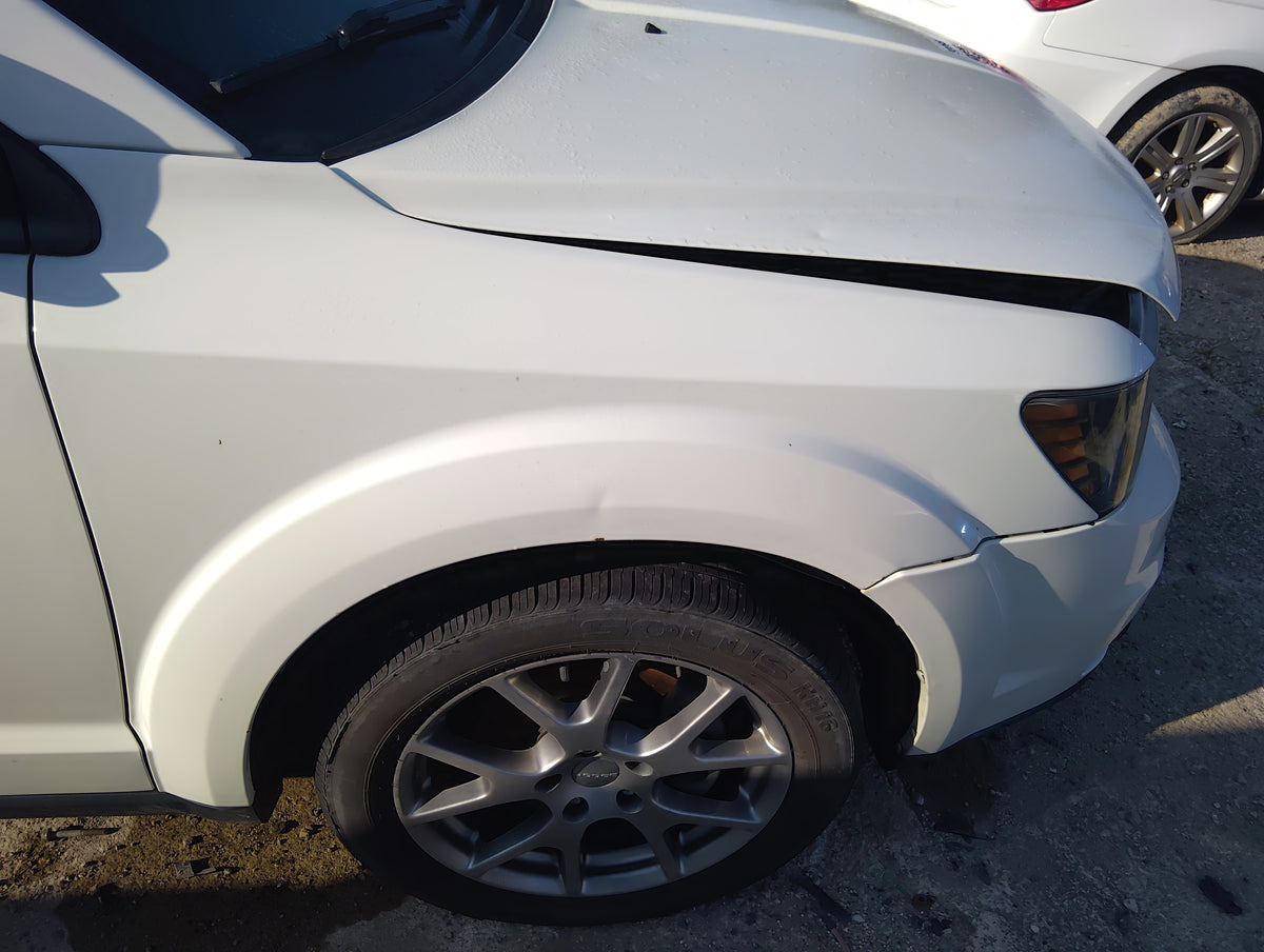 2015 Dodge Journey Passenger Fender 5045198 - Oemusedautoparts1.com