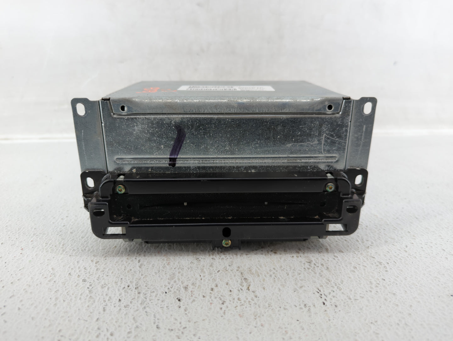 2018-2020 Dodge Journey Am Fm Cd Player Radio Receiver - Oemusedautoparts1.com