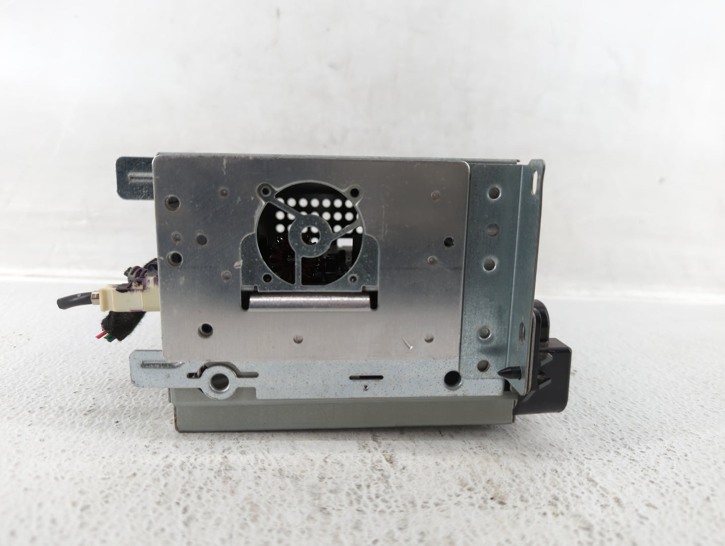2018-2020 Dodge Journey Am Fm Cd Player Radio Receiver - Oemusedautoparts1.com