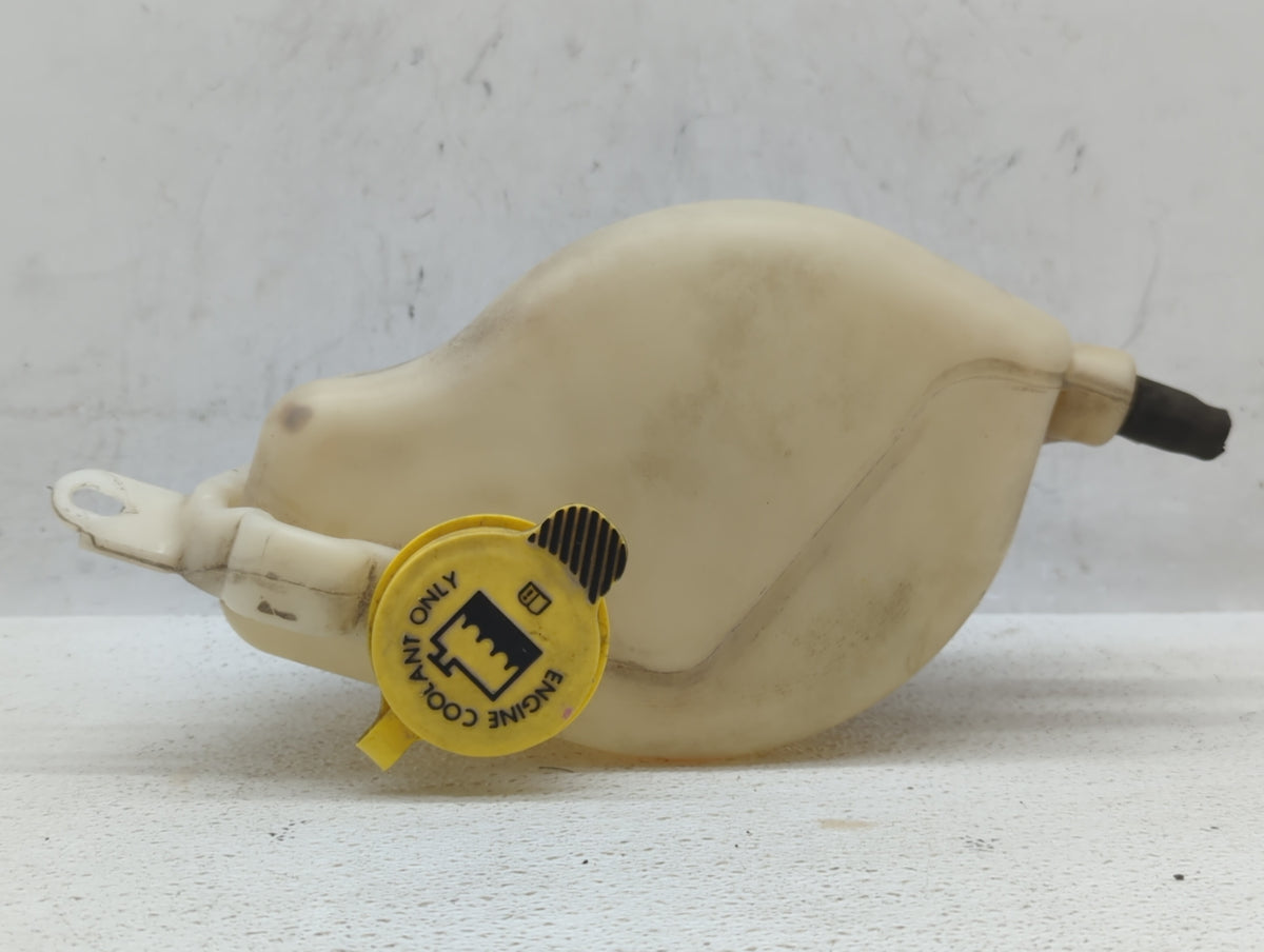 2009-2019 Dodge Journey Radiator Coolant Overflow Expansion Tank Bottle 535542 - Oemusedautoparts1.com