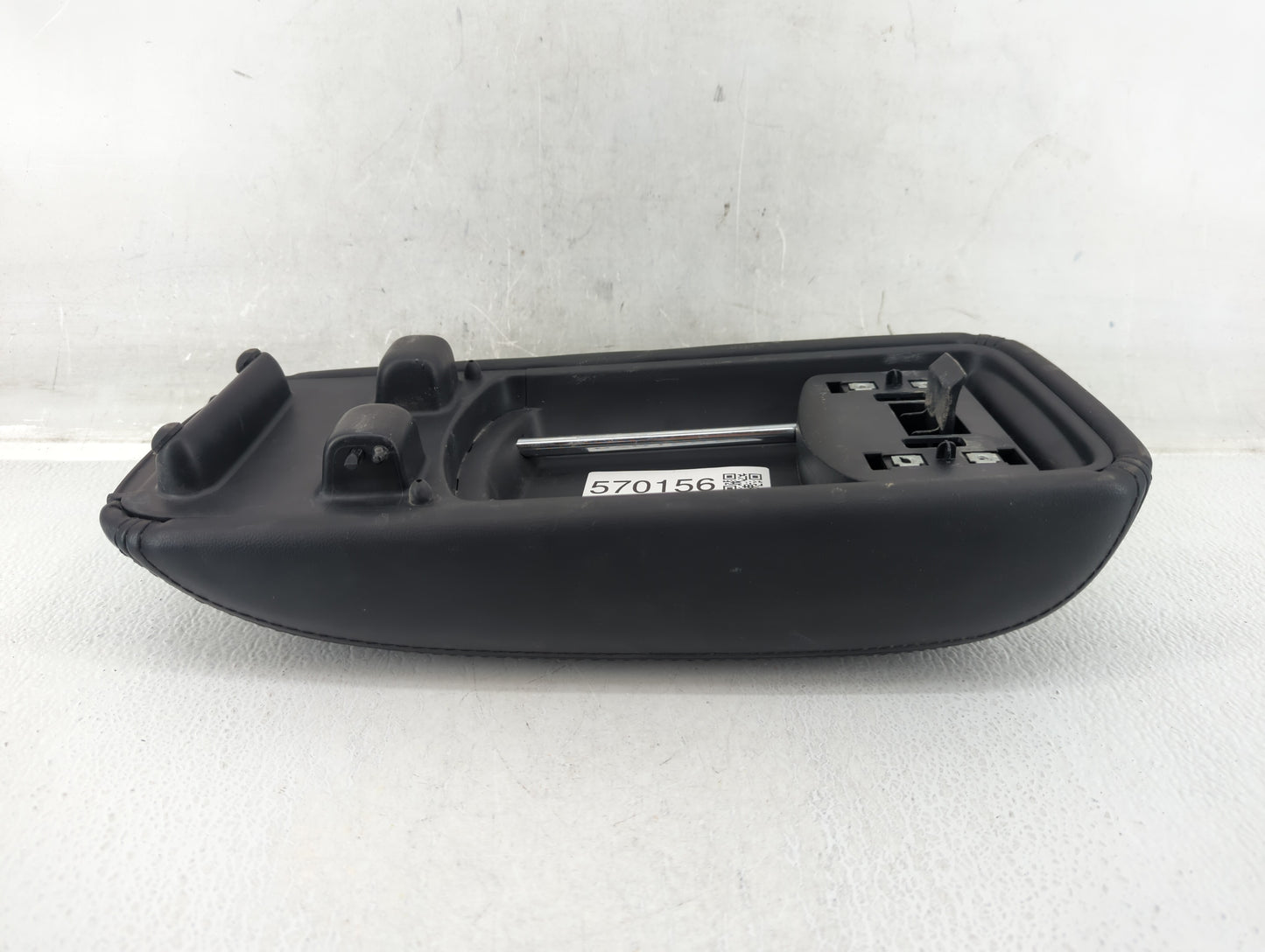 2015 Dodge Journey Center Console Armrest Cover Lid - Oemusedautoparts1.com