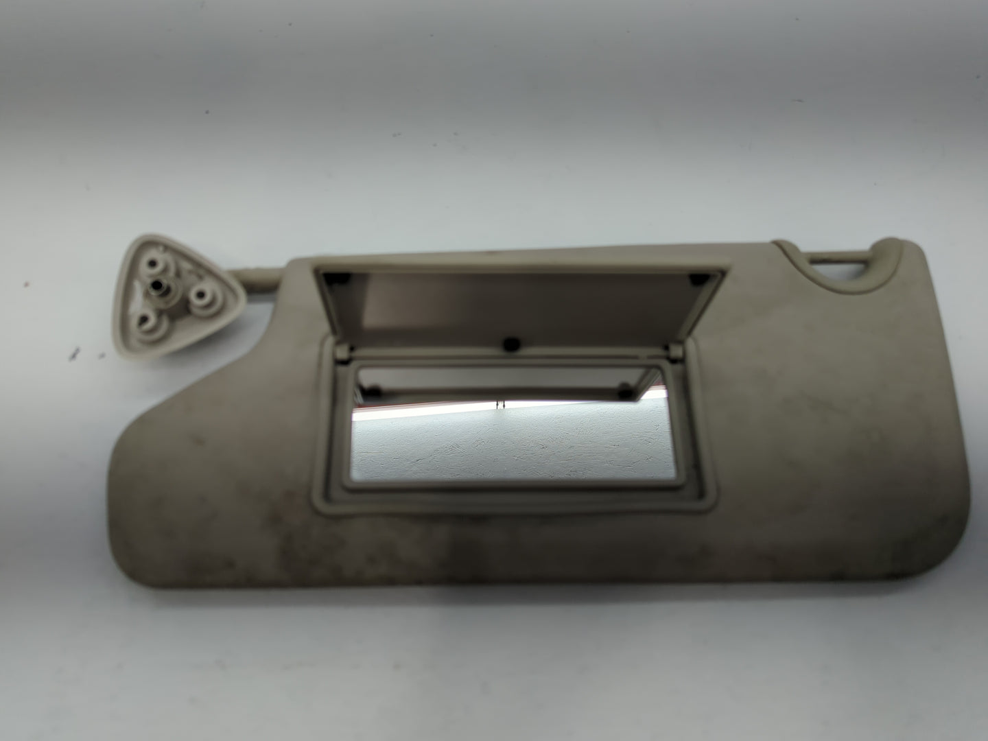 2015 Dodge Journey Sun Visor Shade Replacement Driver Left Mirror Fits OEM Used Auto Parts - Oemusedautoparts1.com