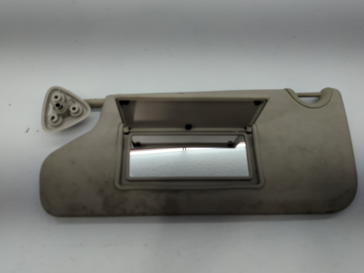 2015 Dodge Journey Sun Visor Shade Replacement Driver Left Mirror Fits OEM Used Auto Parts - Oemusedautoparts1.com