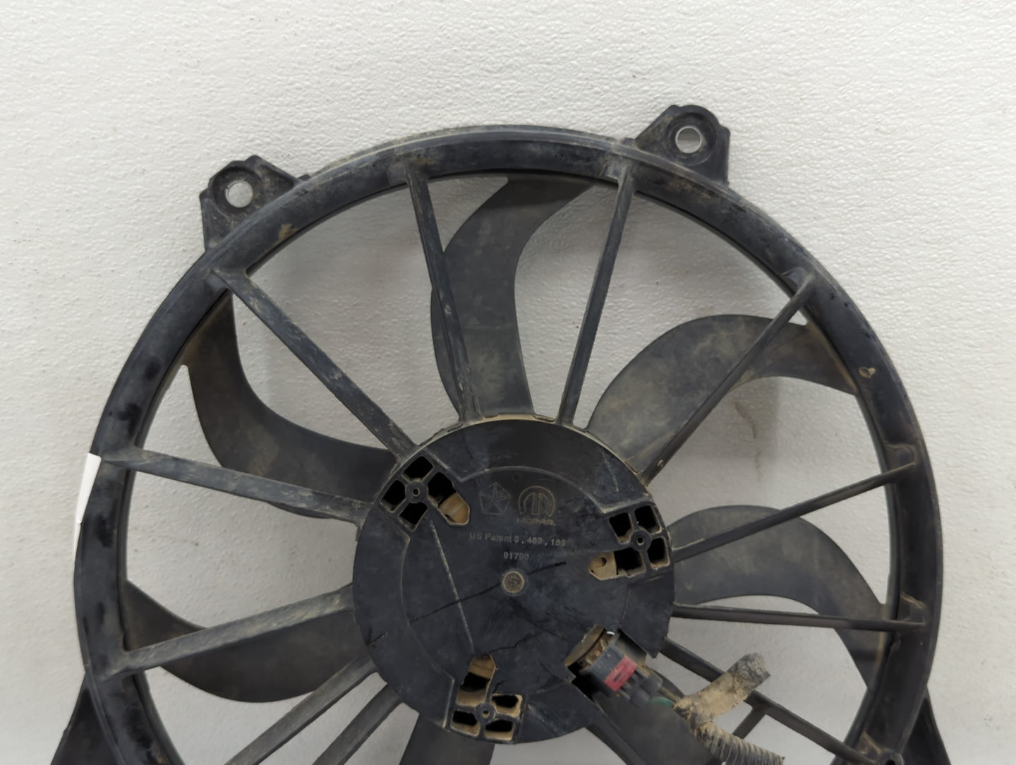 2009-2020 Dodge Journey Left Radiator Fan Motor Assembly - Oemusedautoparts1.com