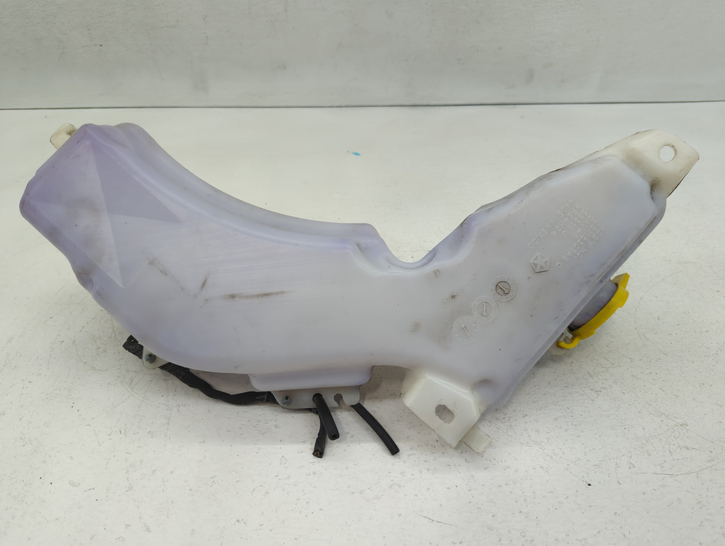 2015 Dodge Journey Windshield Washer Fluid Reservoir Bottle Oem - Oemusedautoparts1.com