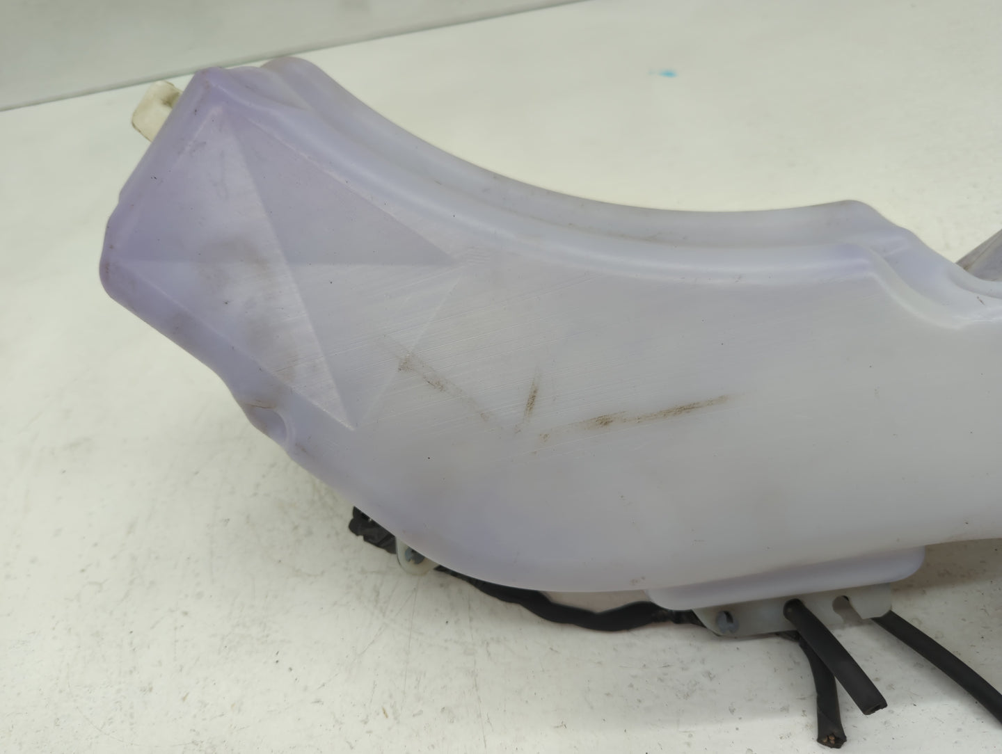 2015 Dodge Journey Windshield Washer Fluid Reservoir Bottle Oem - Oemusedautoparts1.com