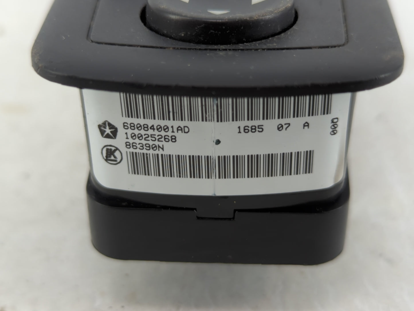 2015 Dodge Journey Master Power Window Switch Replacement Driver Side Left P/N:68084001AD Fits OEM Used Auto Parts - Oemused
