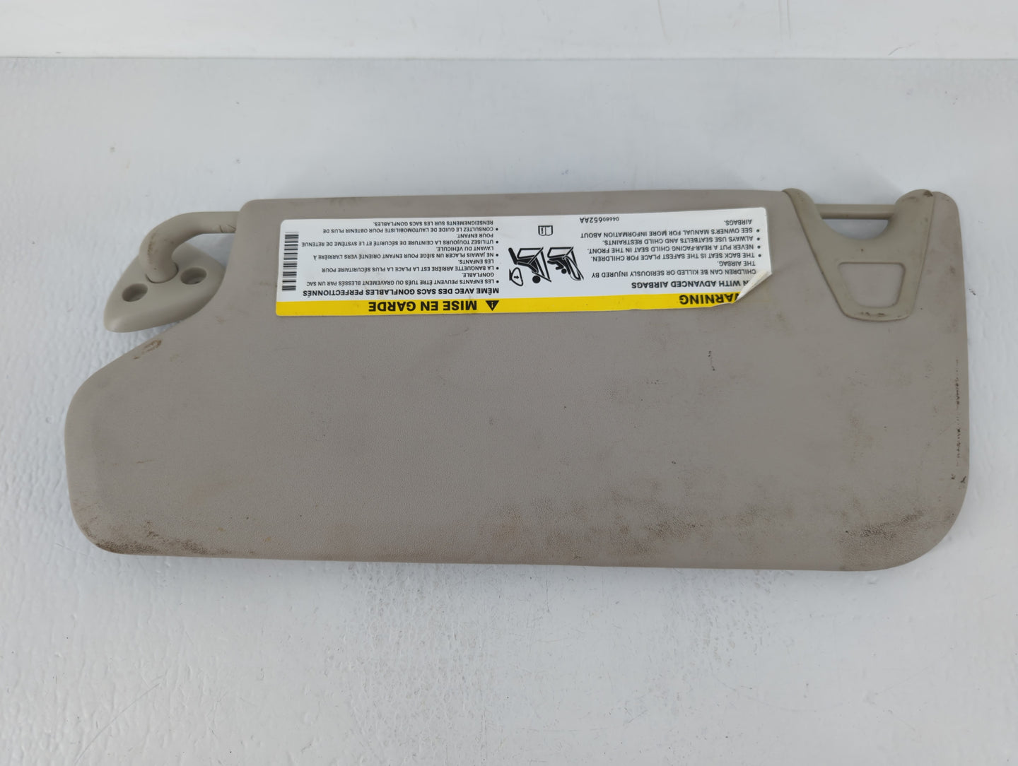 2015 Dodge Journey Sun Visor Shade Replacement Passenger Right Mirror Fits OEM Used Auto Parts - Oemusedautoparts1.com