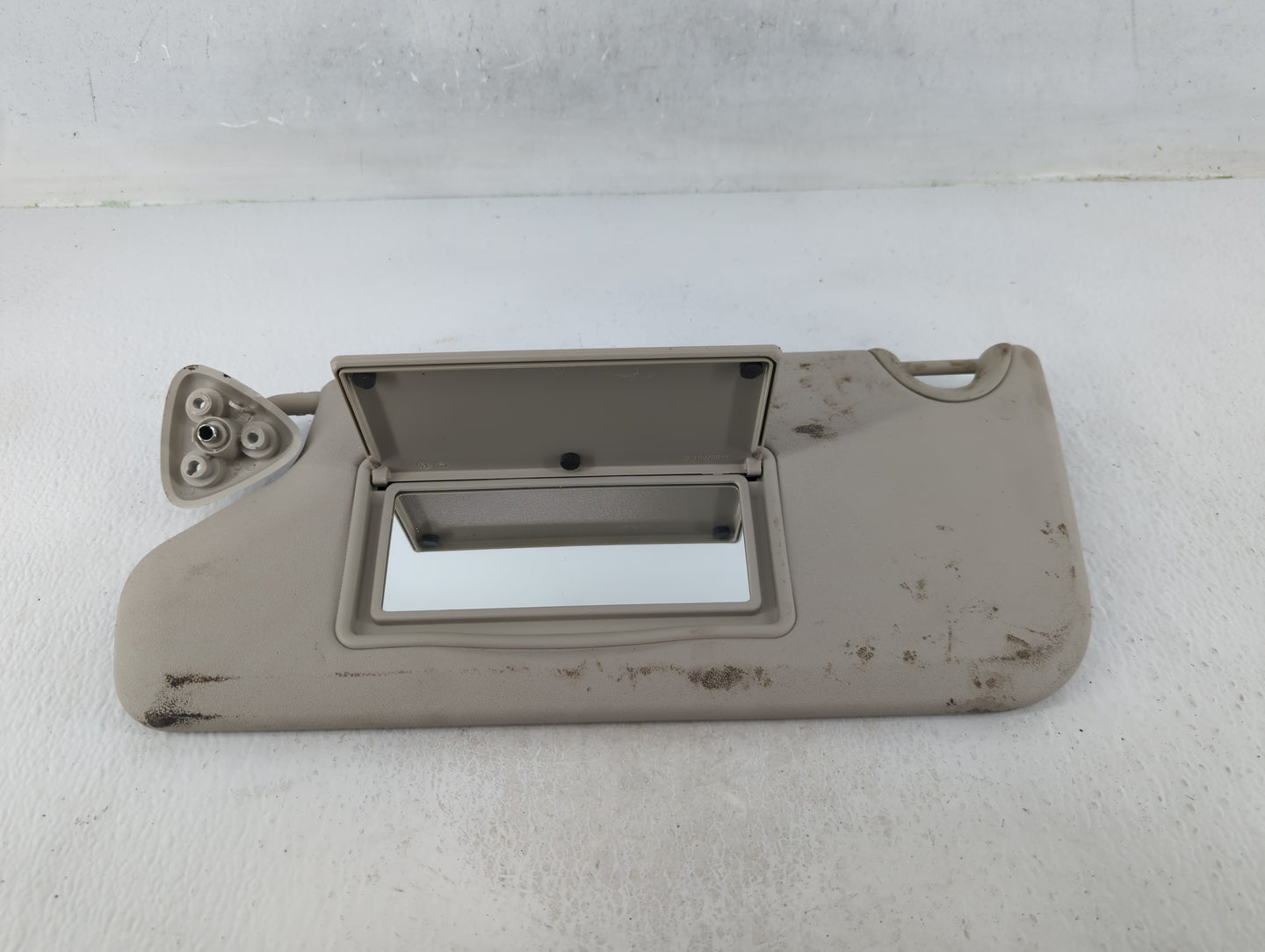 2015 Dodge Journey Sun Visor Shade Replacement Driver Left Mirror Fits OEM Used Auto Parts - Oemusedautoparts1.com