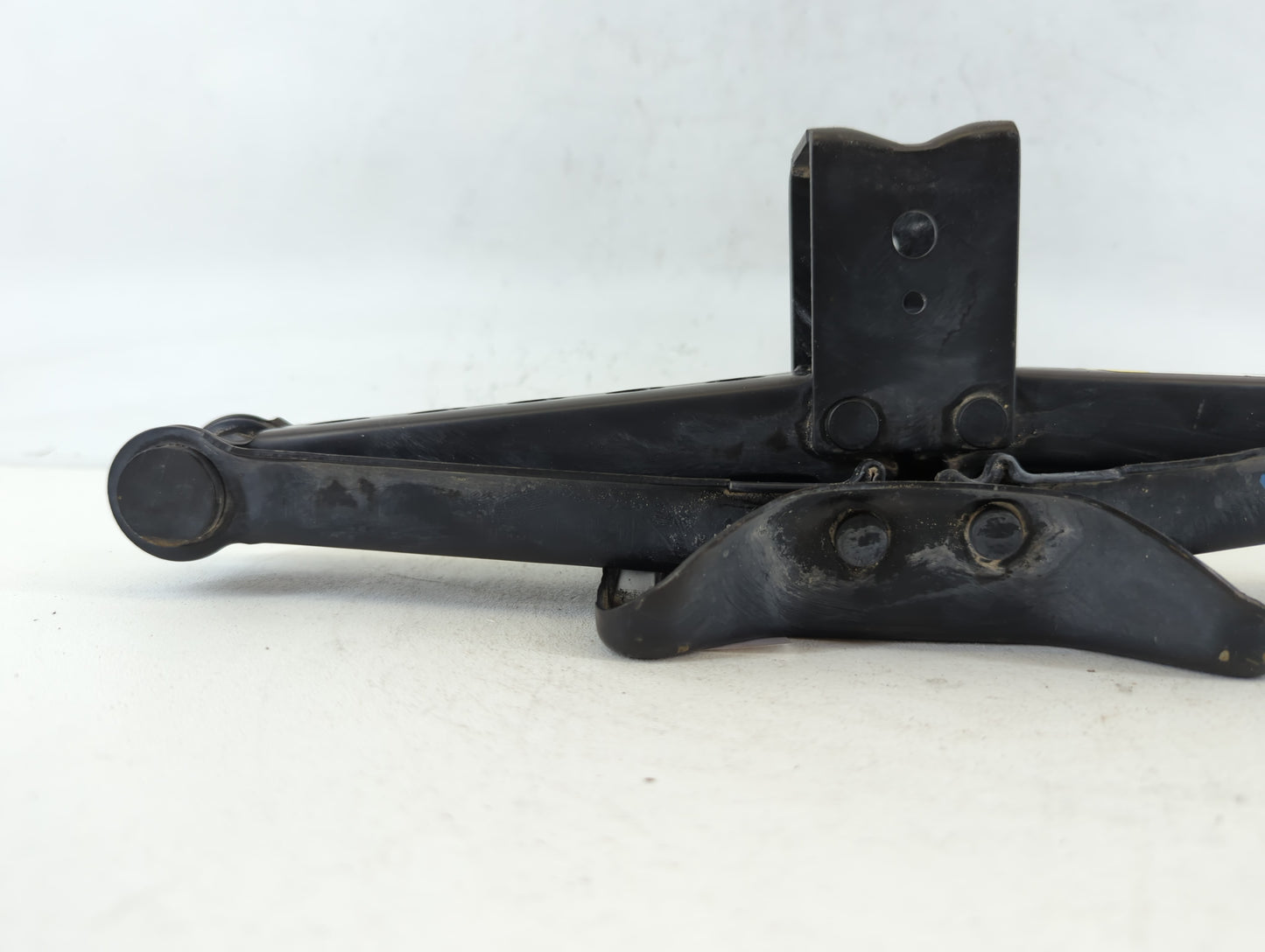 2015 Dodge Journey Spare Scissor Car Jack - Oemusedautoparts1.com