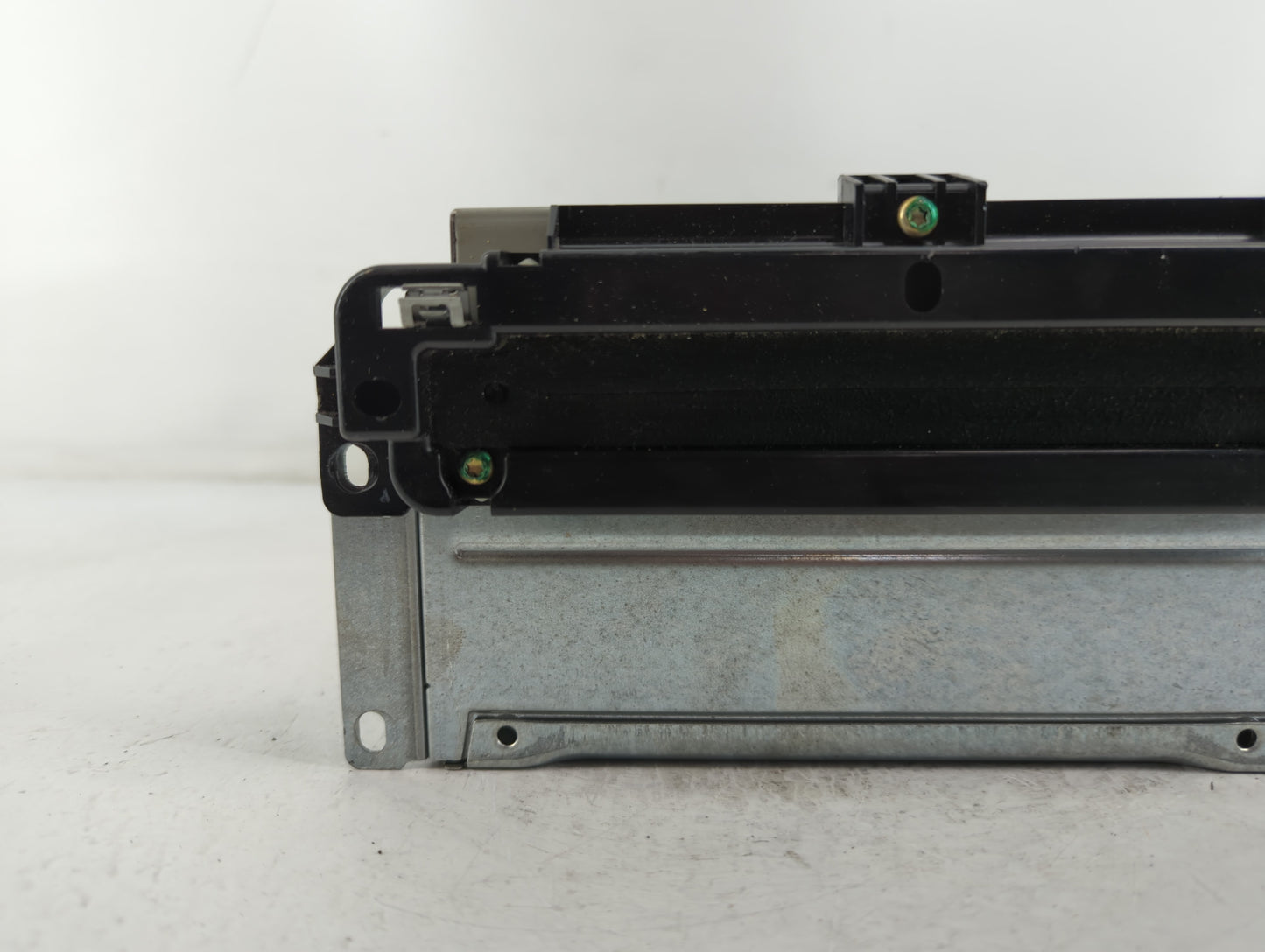 2018-2020 Dodge Journey Radio AM FM Cd Player Receiver Replacement P/N:P68209665AD Fits Fits 2018 2019 2020 OEM Used Auto Pa
