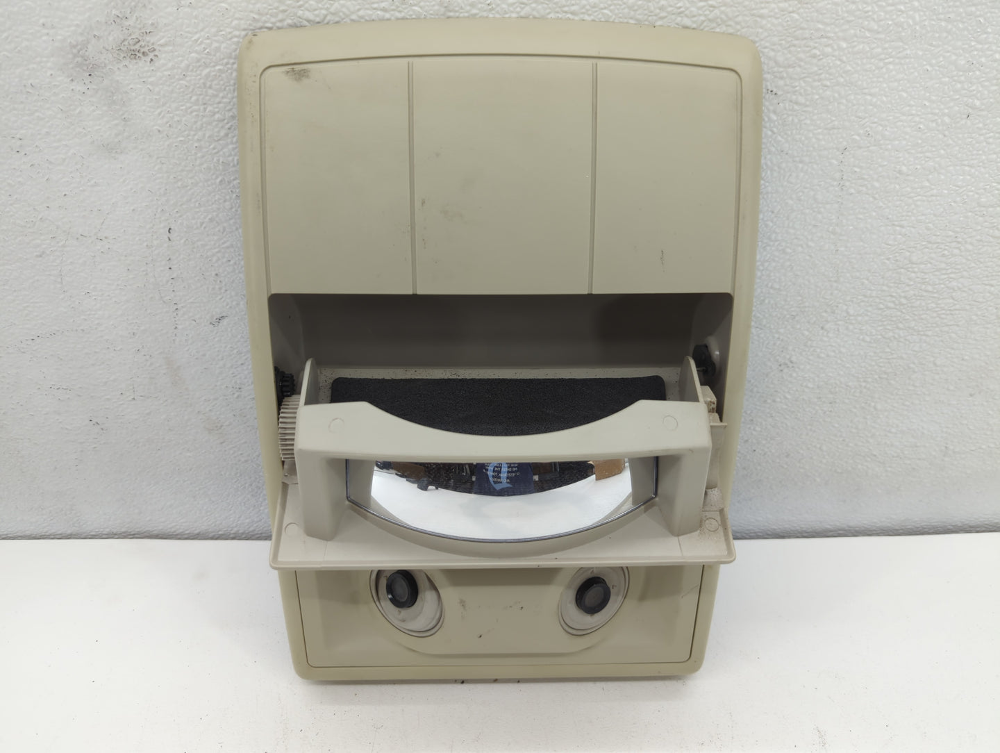 2012-2019 Dodge Journey Overhead Roof Console 690609 - Oemusedautoparts1.com