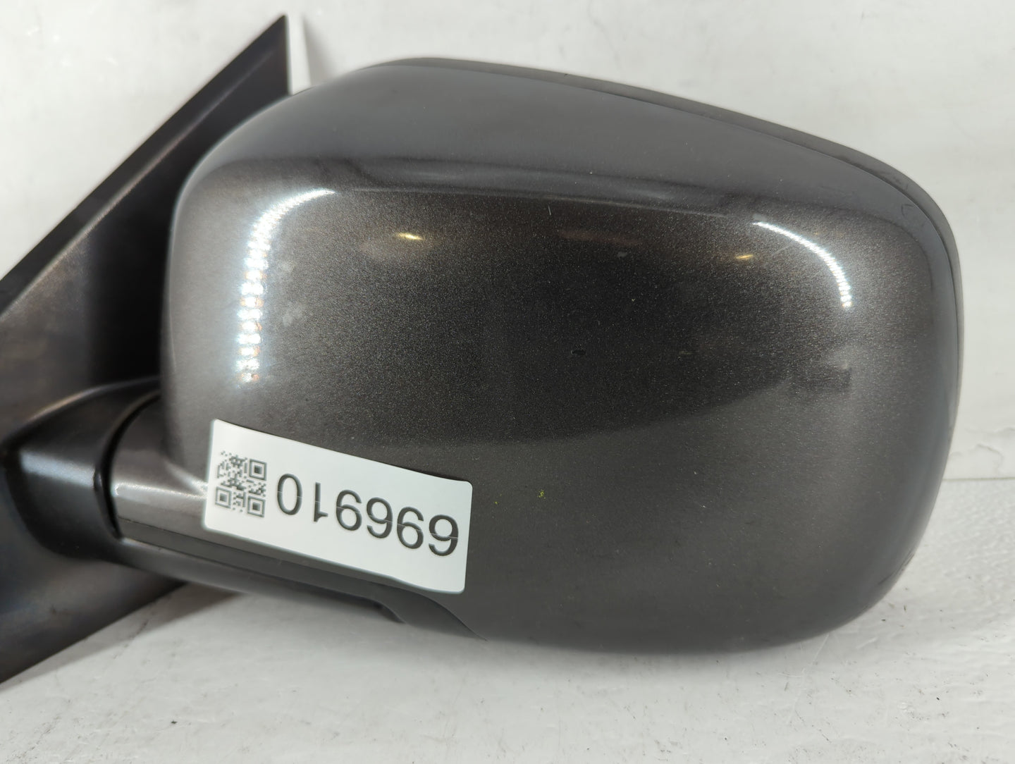 2015 Dodge Journey Driver Side View Mirror - Left Door Mirror OEM Used - Oemusedautoparts1.com