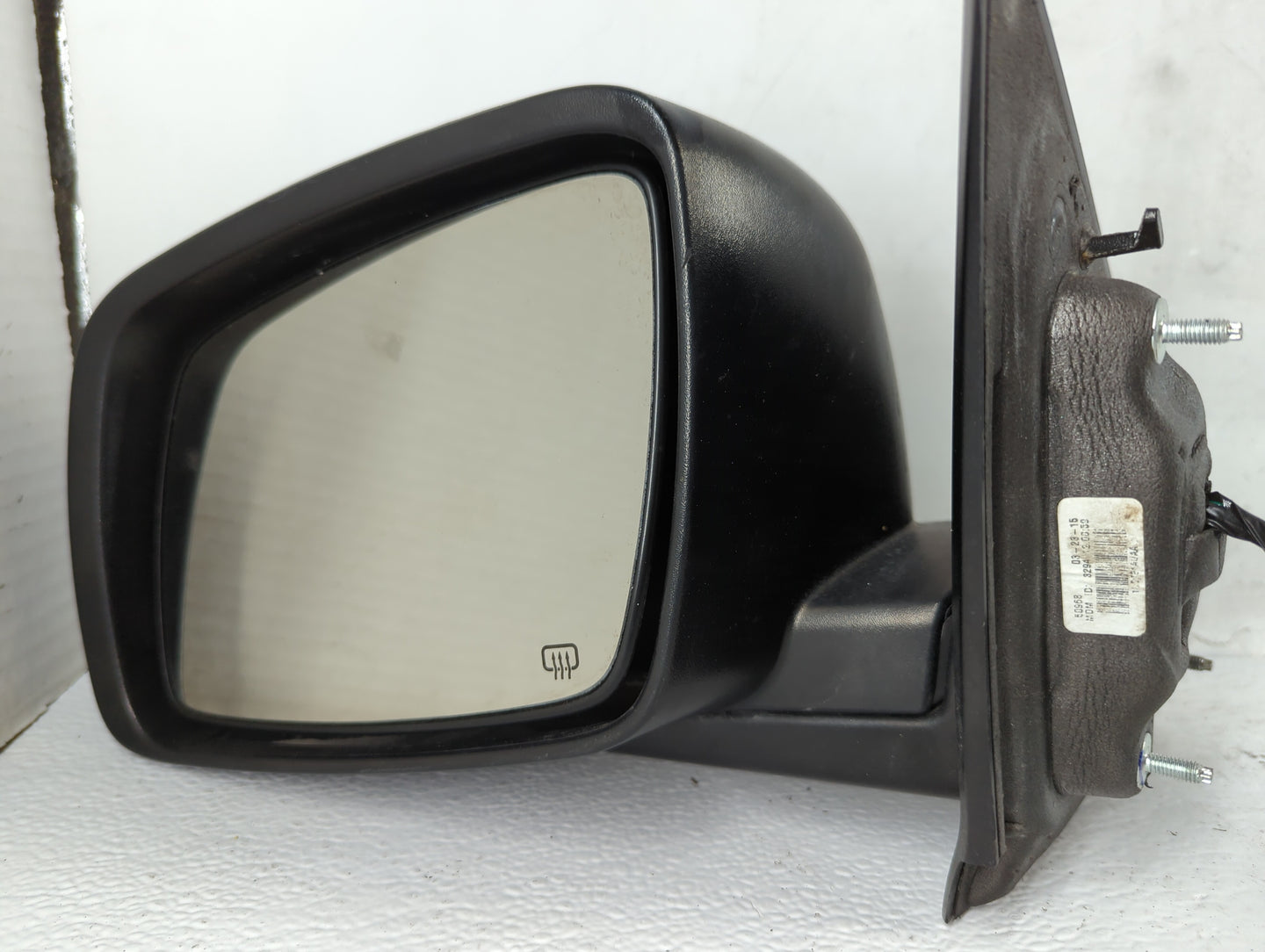 2015 Dodge Journey Driver Side View Mirror - Left Door Mirror OEM Used - Oemusedautoparts1.com