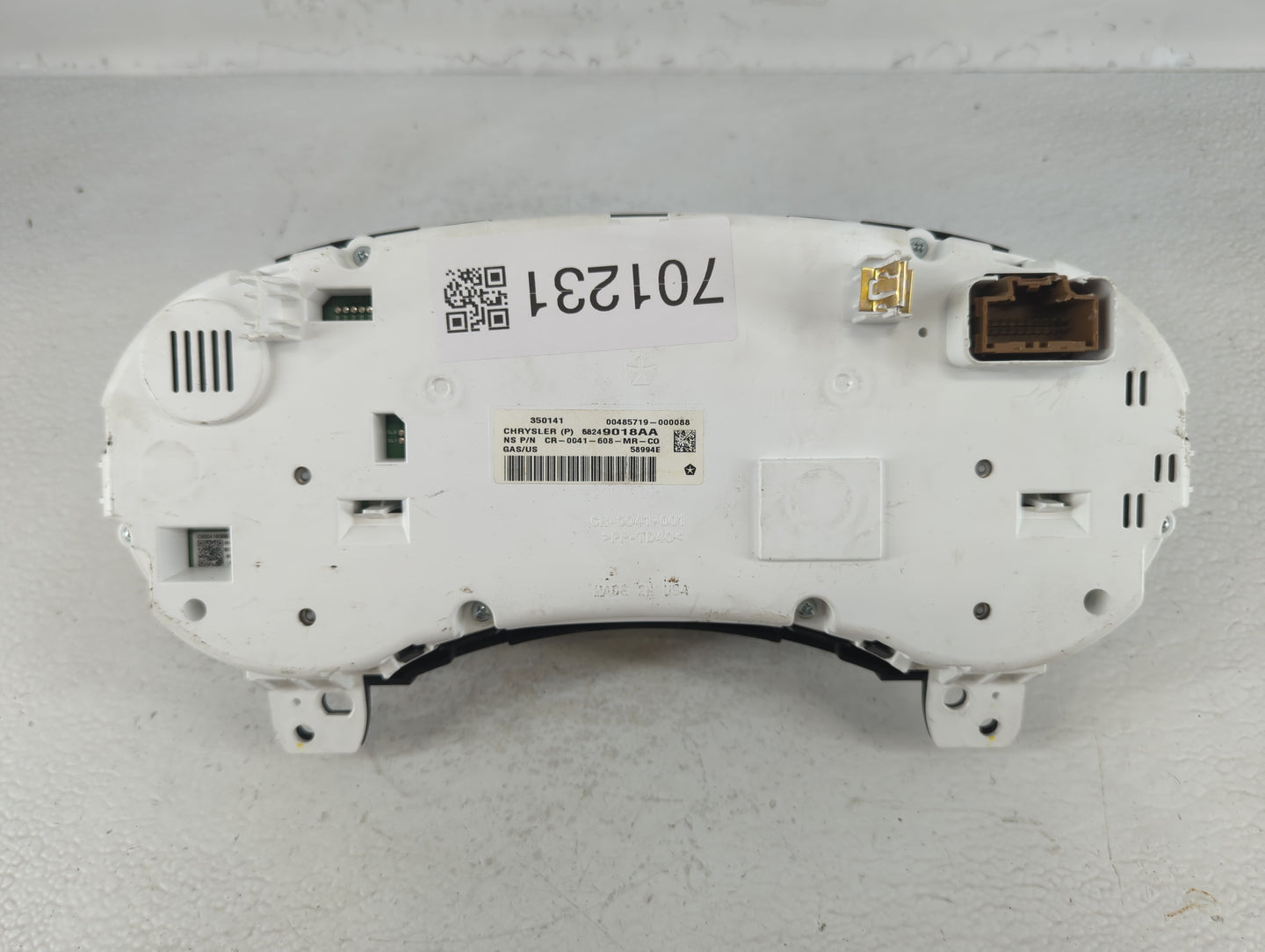 2015 Dodge Journey Instrument Cluster Speedometer Gauges P/N:68249018AA Fits OEM Used Auto Parts - Oemusedautoparts1.com