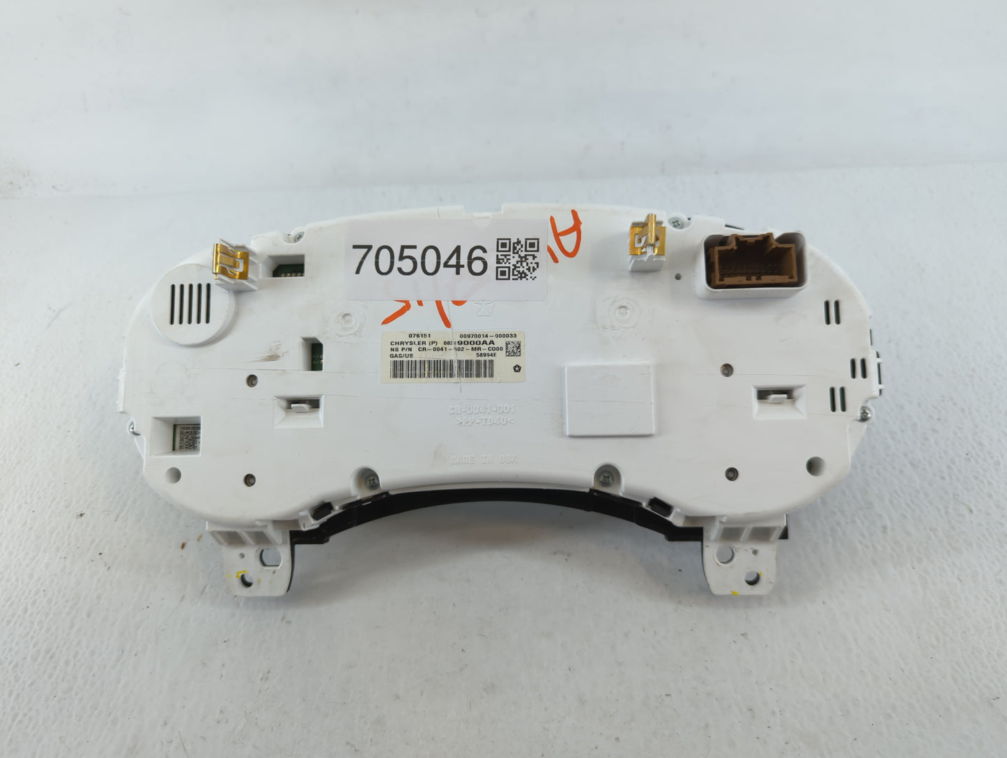 2015 Dodge Journey Instrument Cluster Speedometer Gauges P/N:68249000AA CR-0041-602-MR-C000 Fits OEM Used Auto Parts - Oemus