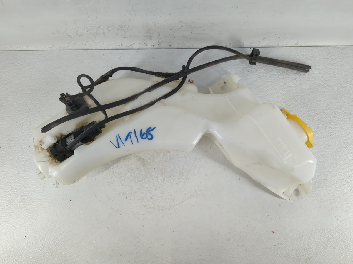 2015 Dodge Journey Windshield Washer Fluid Reservoir Bottle 718240 - Oemusedautoparts1.com