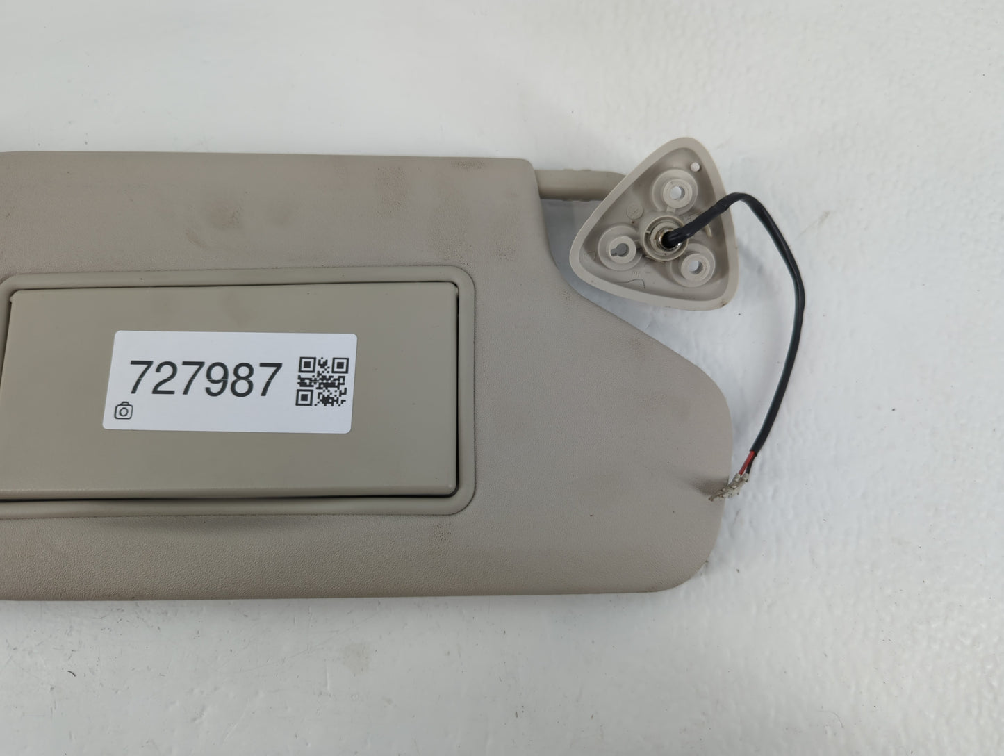 2011-2020 Dodge Journey Sun Visor Shade Replacement Passenger Right Mirror Fits OEM Used Auto Parts - Oemusedautoparts1.com