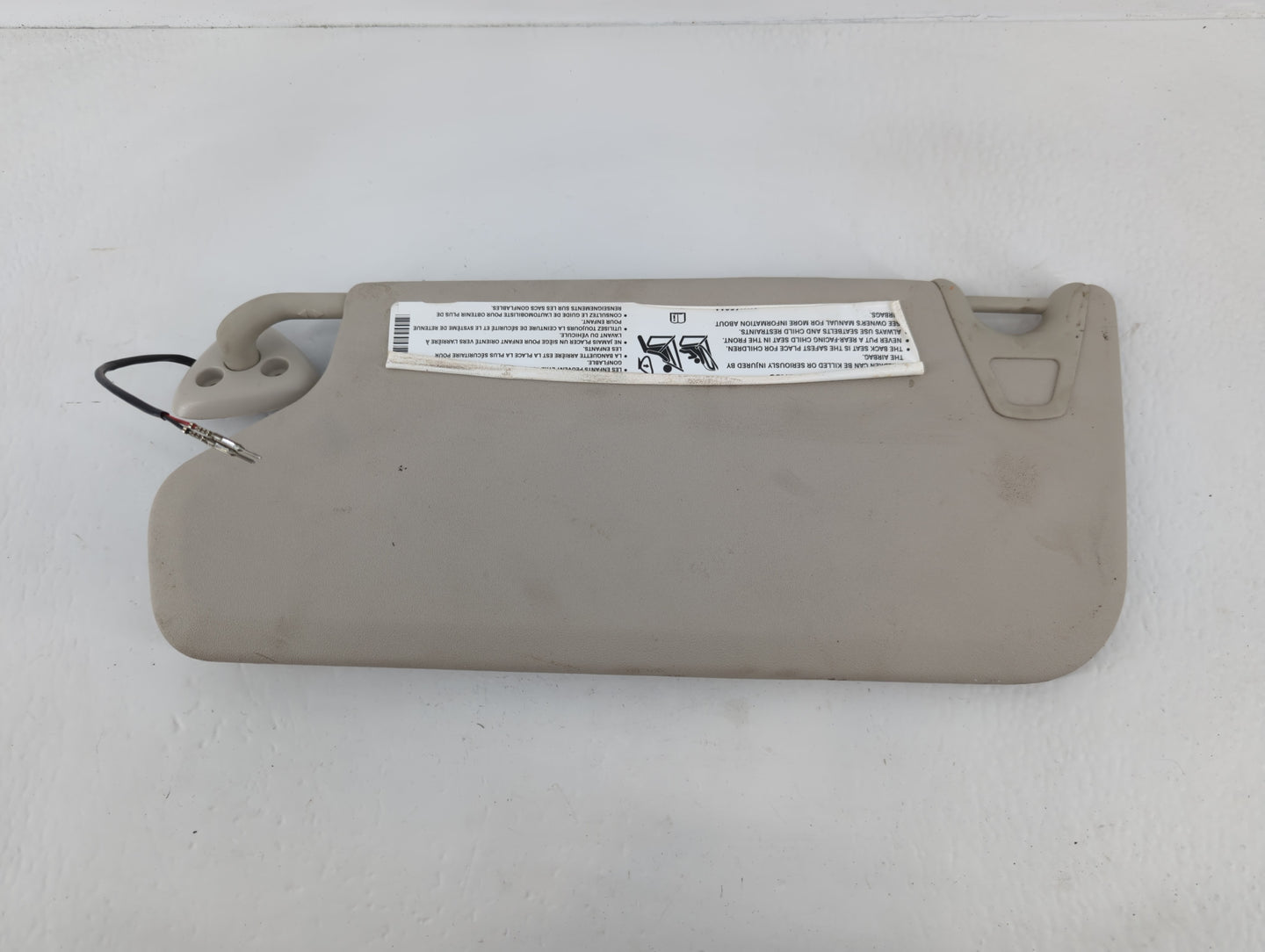 2011-2020 Dodge Journey Sun Visor Shade Replacement Passenger Right Mirror Fits OEM Used Auto Parts - Oemusedautoparts1.com