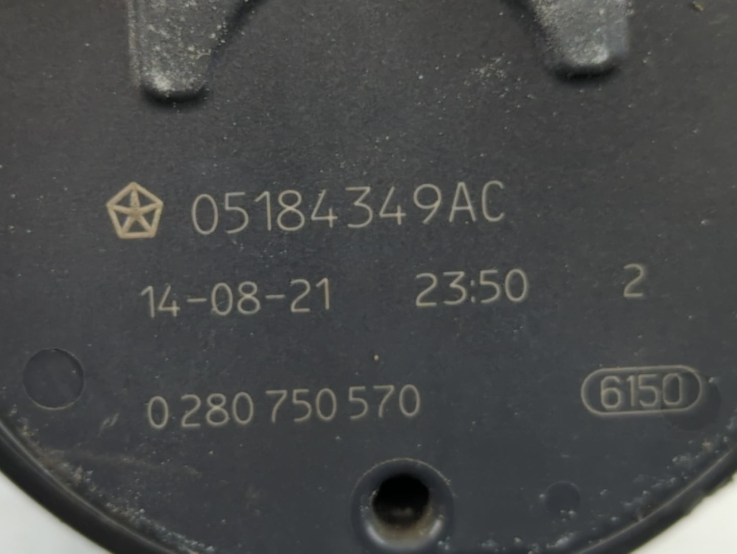 2011-2019 Dodge Journey Throttle Body P/N:0 280 750 570 05184349AC Fits OEM Used Auto Parts - Oemusedautoparts1.com
