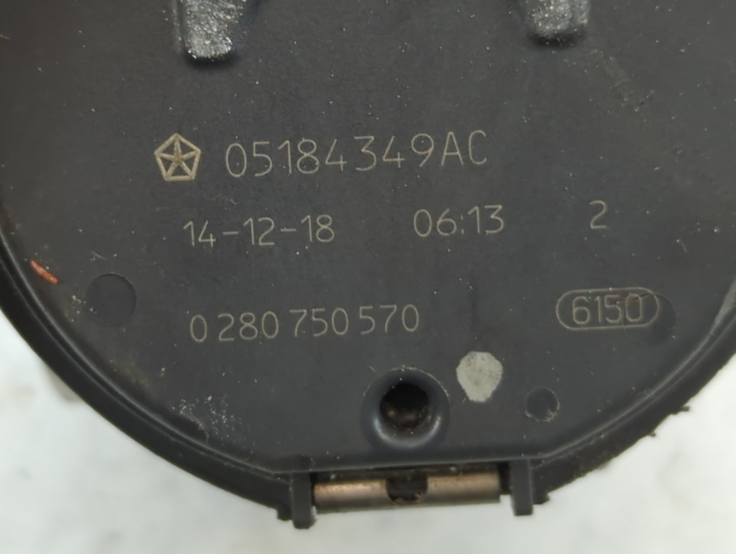 2011-2019 Dodge Journey Throttle Body P/N:0 280 750 570 05184349AC Fits OEM Used Auto Parts - Oemusedautoparts1.com