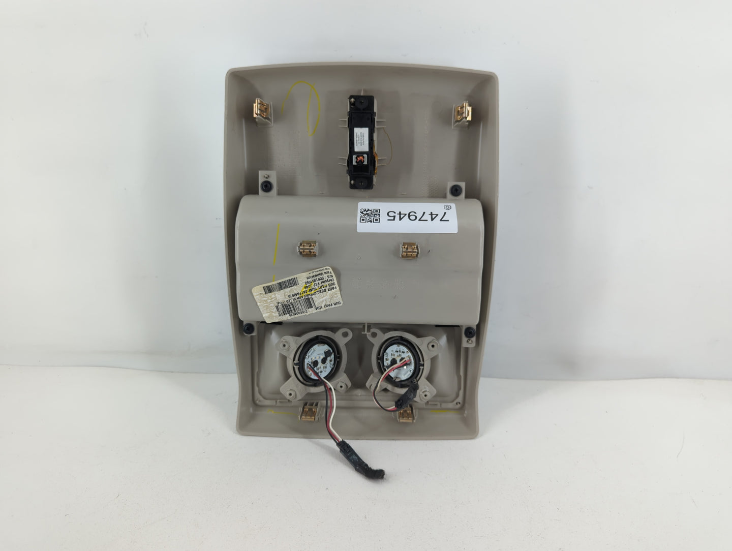 2012-2019 Dodge Journey Overhead Roof Console 747945 - Oemusedautoparts1.com