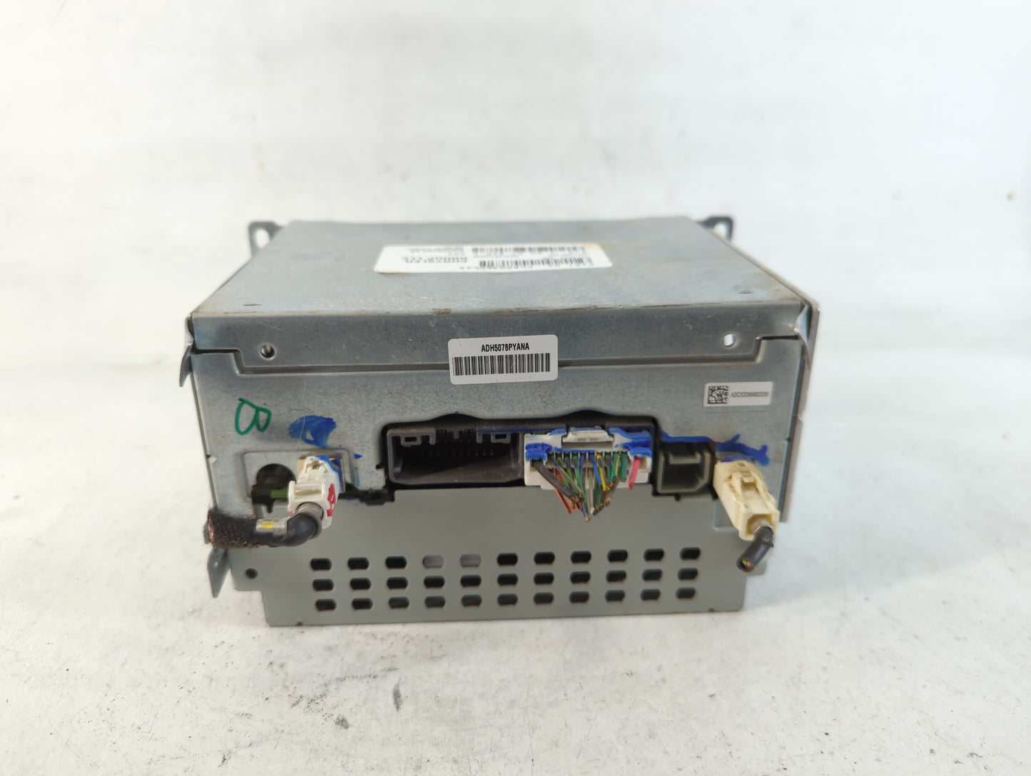 Dodge Journey Am Fm Cd Player Radio Receiver - Oemusedautoparts1.com