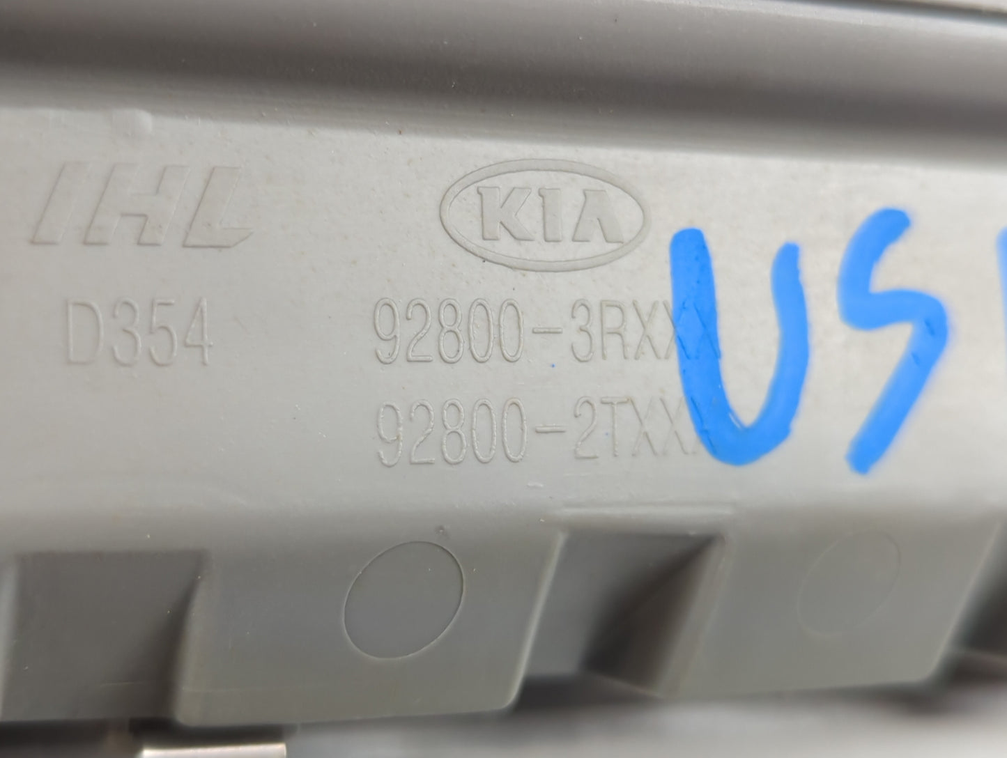2012-2019 Dodge Journey Overhead Roof Console 762381 - Oemusedautoparts1.com