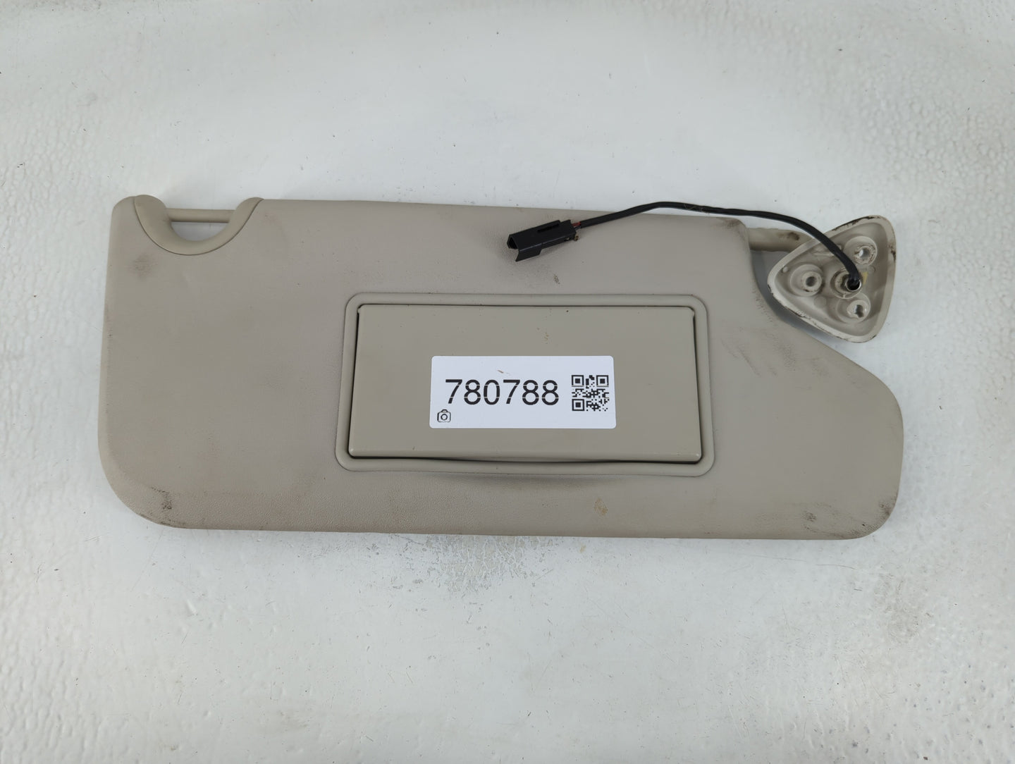 2011-2020 Dodge Journey Sun Visor Shade Replacement Passenger Right Mirror Fits OEM Used Auto Parts - Oemusedautoparts1.com