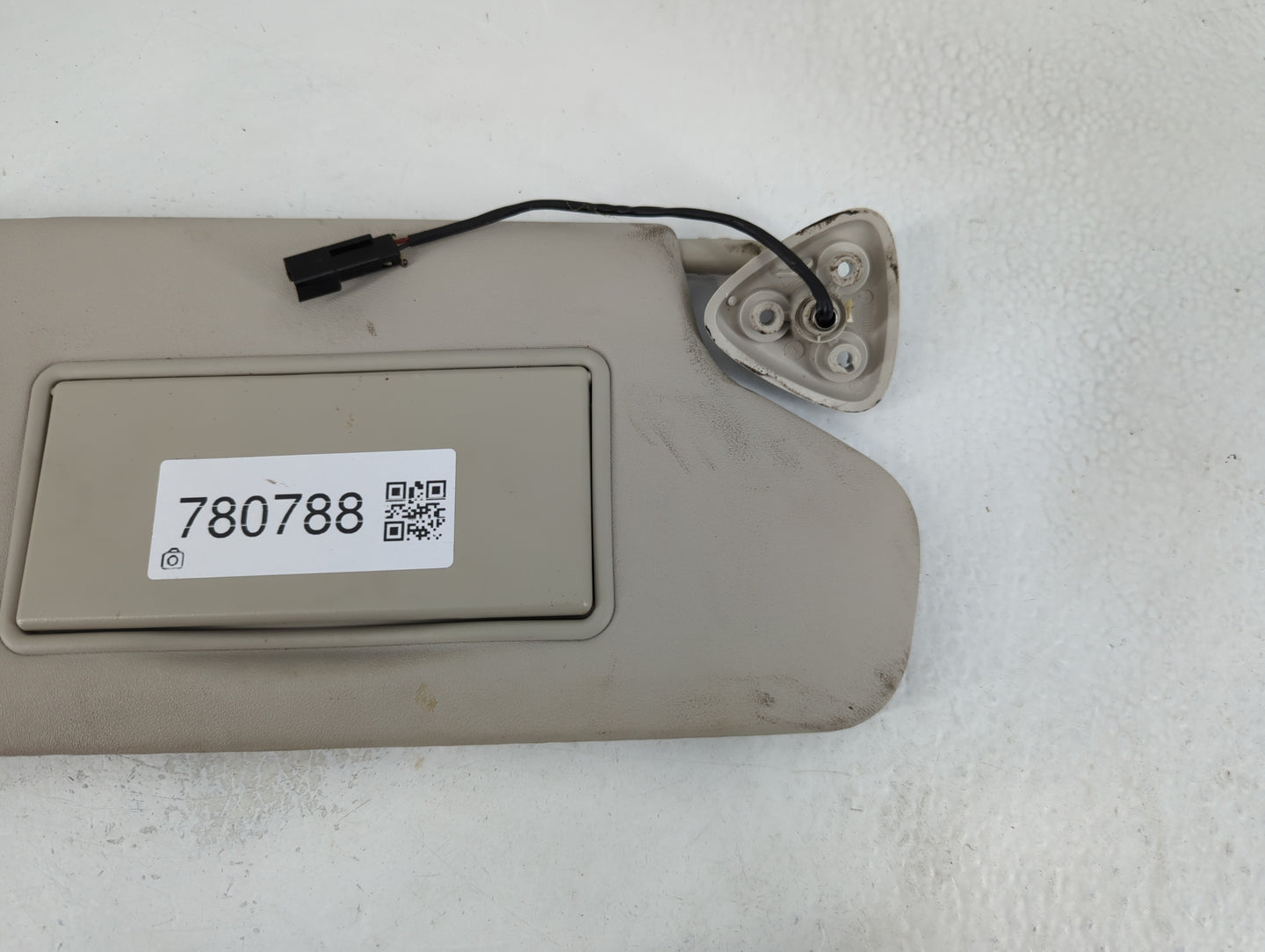 2011-2020 Dodge Journey Sun Visor Shade Replacement Passenger Right Mirror Fits OEM Used Auto Parts - Oemusedautoparts1.com