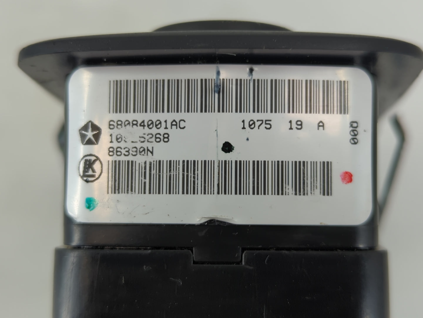 2015 Dodge Journey Master Power Window Switch Replacement Driver Side Left P/N:68084001AC Fits OEM Used Auto Parts - Oemused