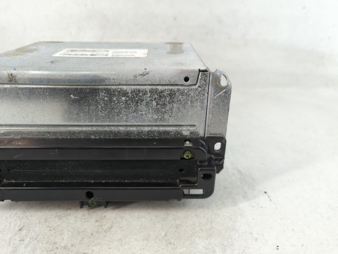 2018-2020 Dodge Journey Radio AM FM Cd Player Receiver Replacement P/N:P68209665AD Fits Fits 2018 2019 2020 OEM Used Auto Pa