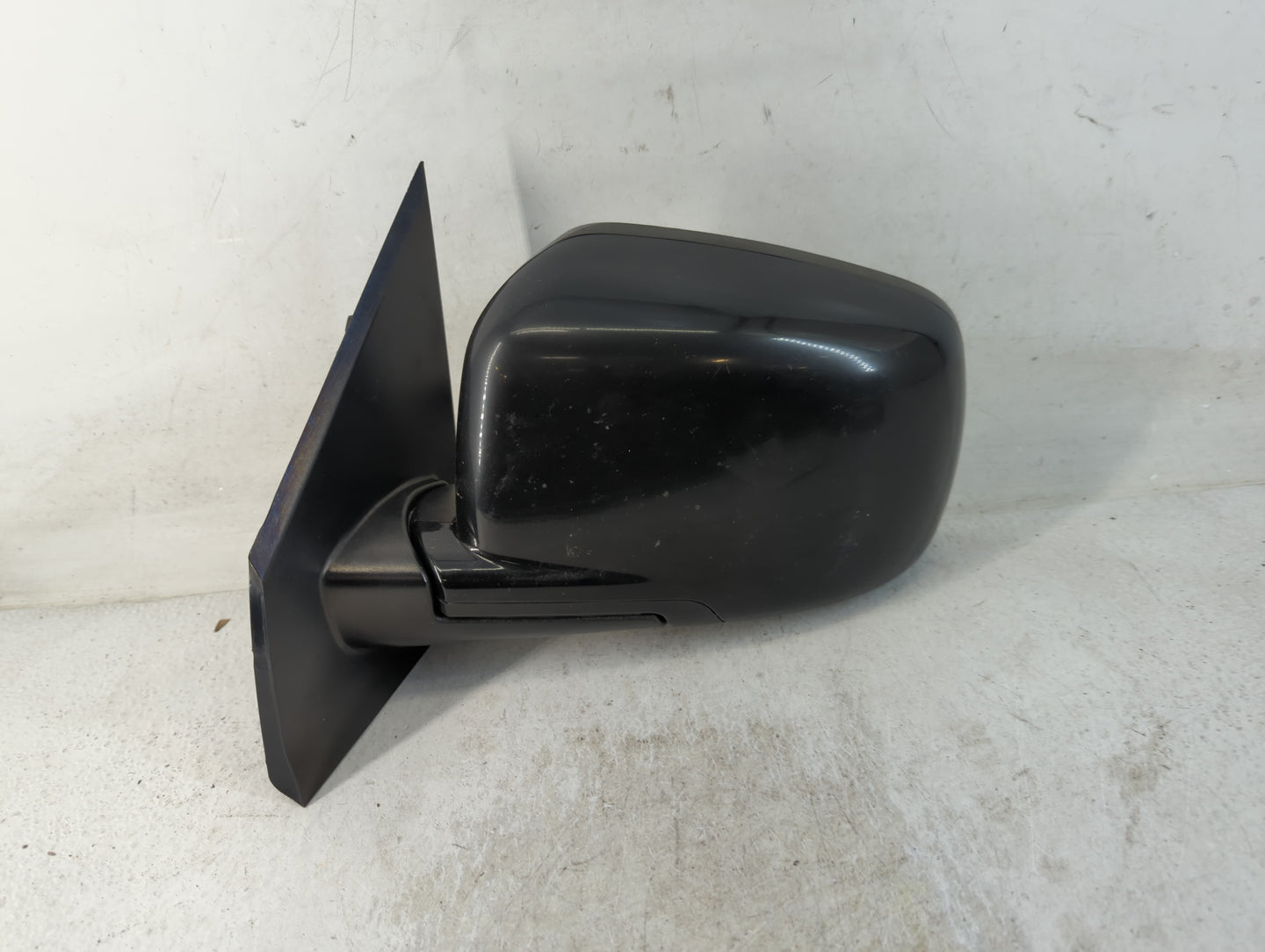 2015 Dodge Journey Driver Side View Mirror - Left Door Mirror OEM Used - Oemusedautoparts1.com