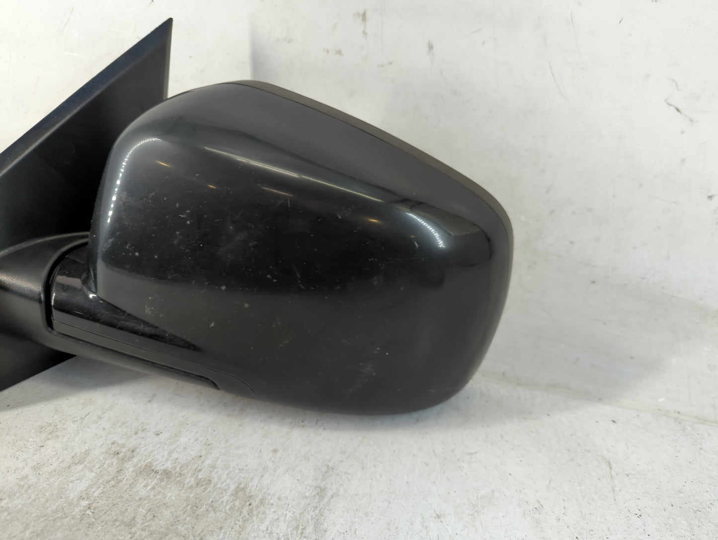 2015 Dodge Journey Driver Side View Mirror - Left Door Mirror OEM Used - Oemusedautoparts1.com