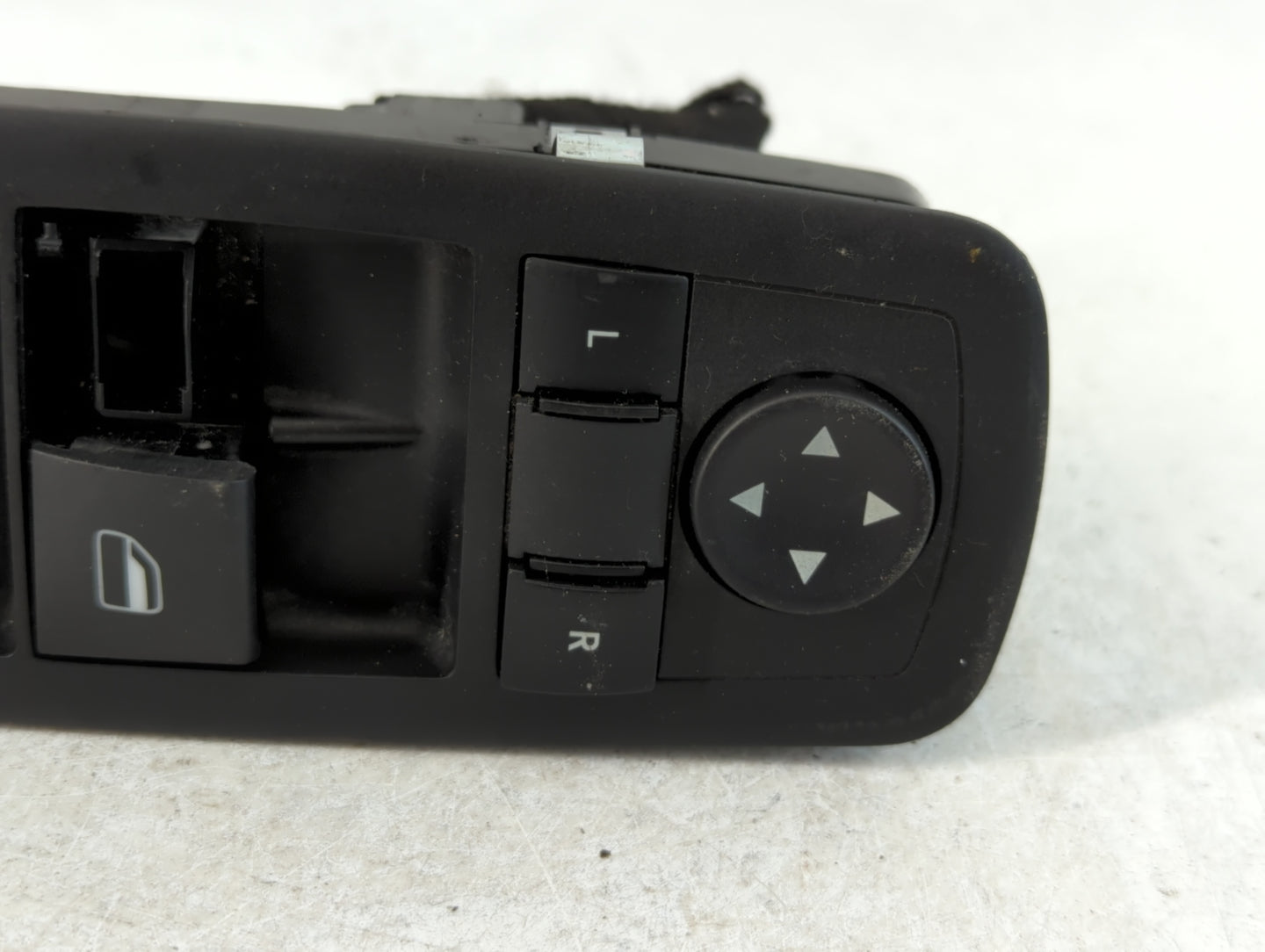 2015 Dodge Journey Master Power Window Switch Replacement Driver Side Left P/N:68084001AB Fits OEM Used Auto Parts - Oemused