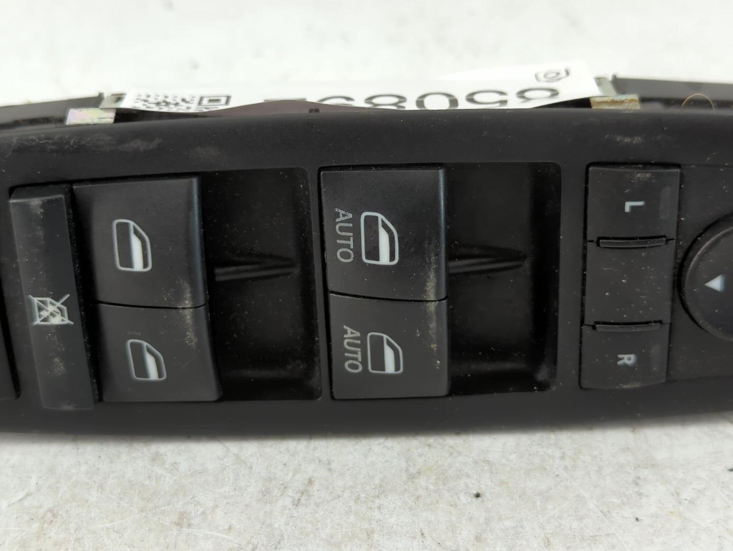 2011-2019 Dodge Journey Master Power Window Switch Replacement Driver Side Left P/N:68139805AB Fits OEM Used Auto Parts - Oe