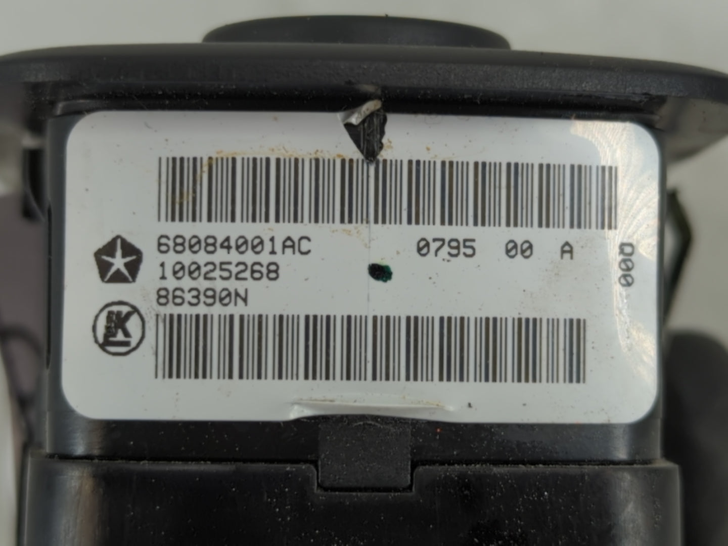 2015 Dodge Journey Master Power Window Switch Replacement Driver Side Left P/N:68084001AC Fits OEM Used Auto Parts - Oemused