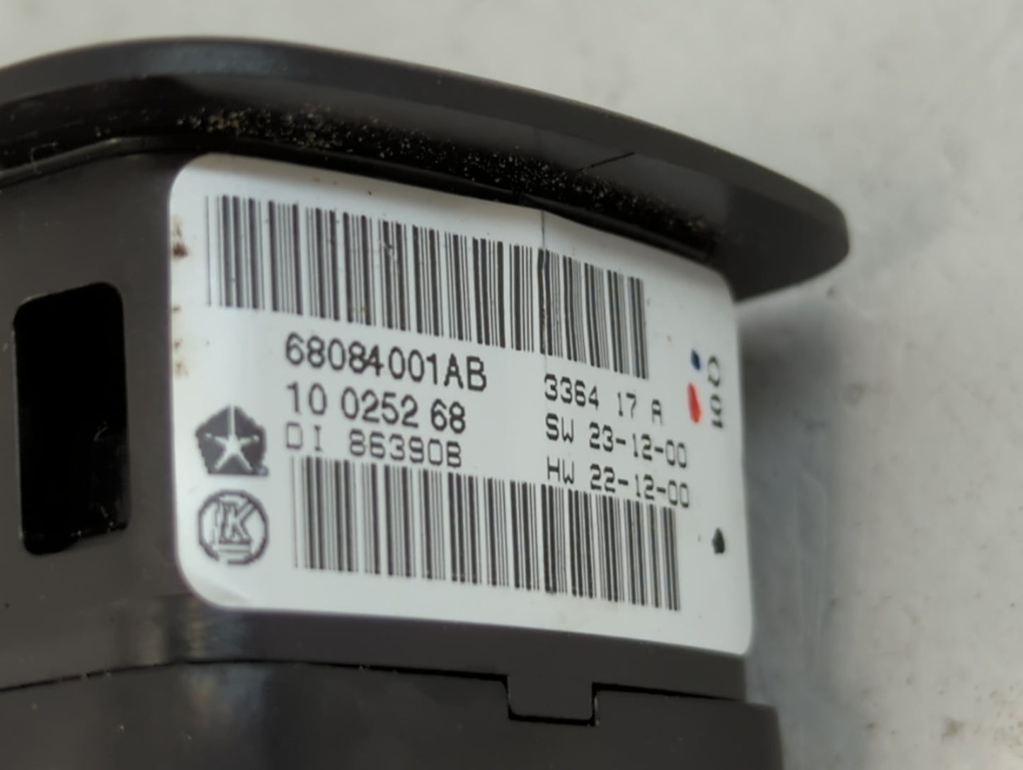2015 Dodge Journey Master Power Window Switch Replacement Driver Side Left P/N:68084001AB Fits OEM Used Auto Parts - Oemused