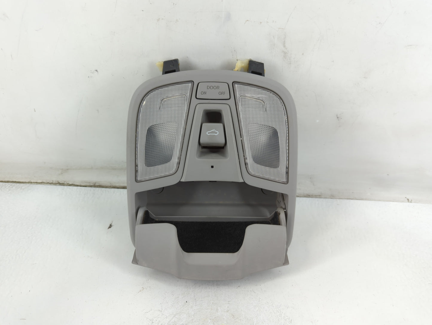 2012-2019 Dodge Journey Overhead Roof Console 889058 - Oemusedautoparts1.com