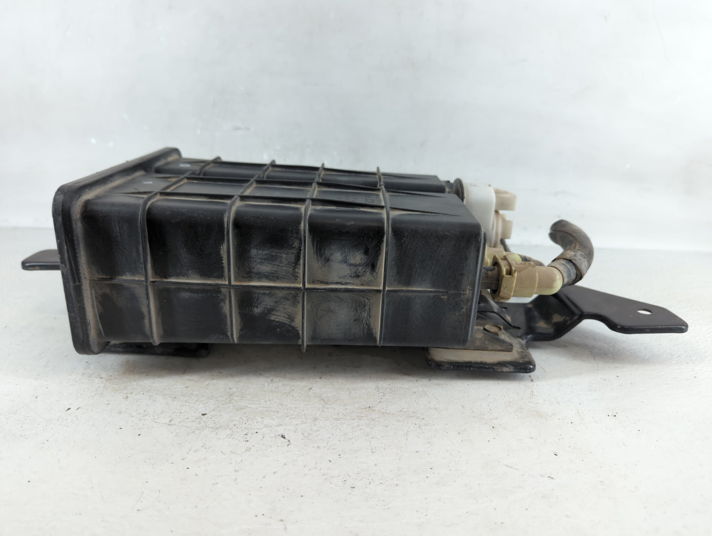 2015 Dodge Journey Fuel Vapor Charcoal Canister - Oemusedautoparts1.com