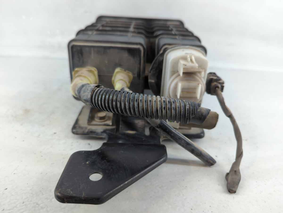2015 Dodge Journey Fuel Vapor Charcoal Canister 913837 - Oemusedautoparts1.com