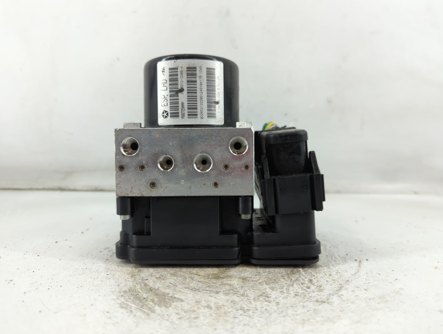 2015 Dodge Journey ABS Pump Control Module Replacement P/N:P68272500AA Fits OEM Used Auto Parts - Oemusedautoparts1.com