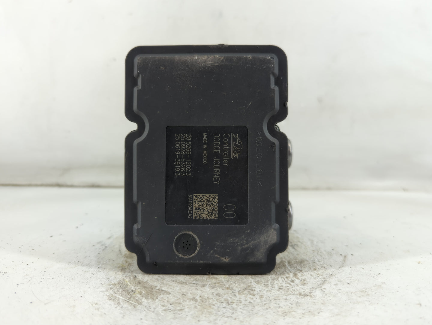 2015 Dodge Journey ABS Pump Control Module Replacement P/N:P68272500AA Fits OEM Used Auto Parts - Oemusedautoparts1.com