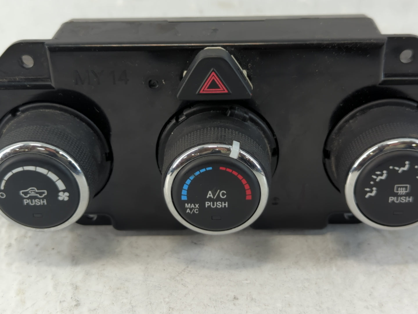 2015 Dodge Ram 1500 Climate Control Module Temperature AC/Heater Replacement P/N:P68236776AB Fits OEM Used Auto Parts - Oemu