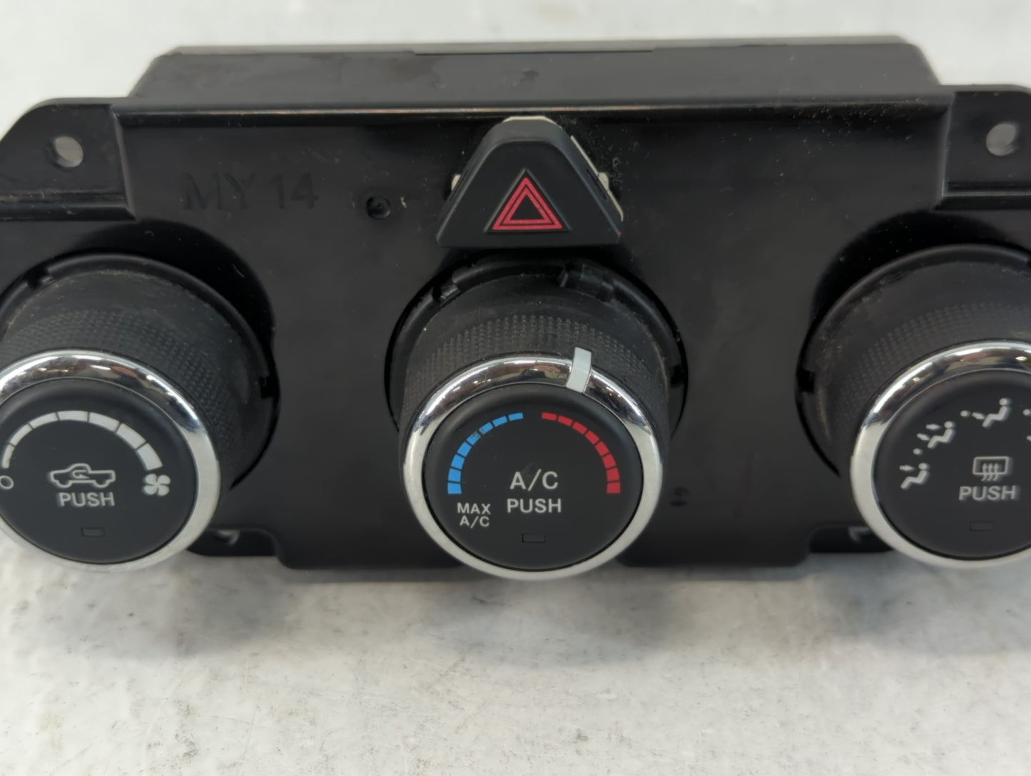 2015 Dodge Ram 1500 Climate Control Module Temperature AC/Heater Replacement P/N:P68236776AB Fits OEM Used Auto Parts - Oemu