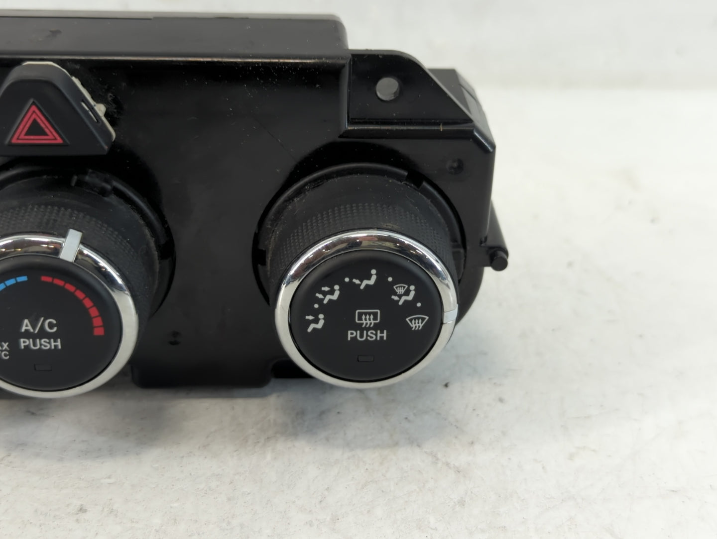 2015 Dodge Ram 1500 Climate Control Module Temperature AC/Heater Replacement P/N:P68236776AB Fits OEM Used Auto Parts - Oemu