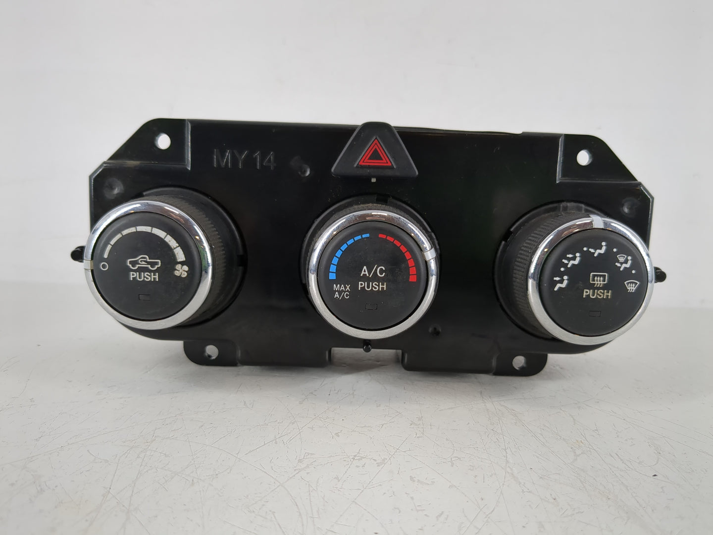 2015 Dodge Ram 1500 Climate Control Module Temperature AC/Heater Replacement P/N:P68236776AB 1UJ96DX9AJ Fits OEM Used Auto P