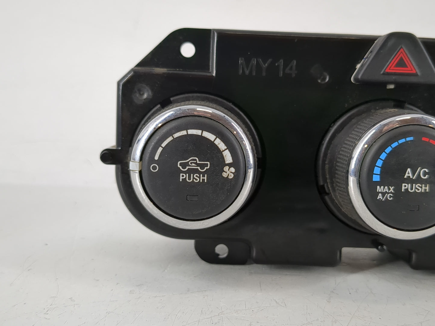 2015 Dodge Ram 1500 Climate Control Module Temperature AC/Heater Replacement P/N:P68236776AB 1UJ96DX9AJ Fits OEM Used Auto P