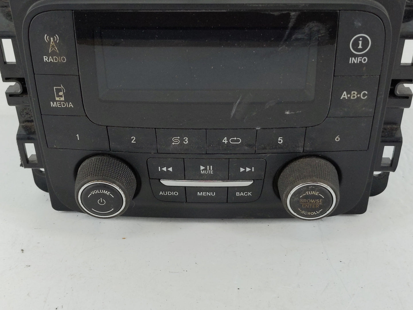 2015 Dodge Ram 1500 Radio AM FM Cd Player Receiver Replacement P/N:P68271375AA P68245816AD Fits Fits 2016 OEM Used Auto Part