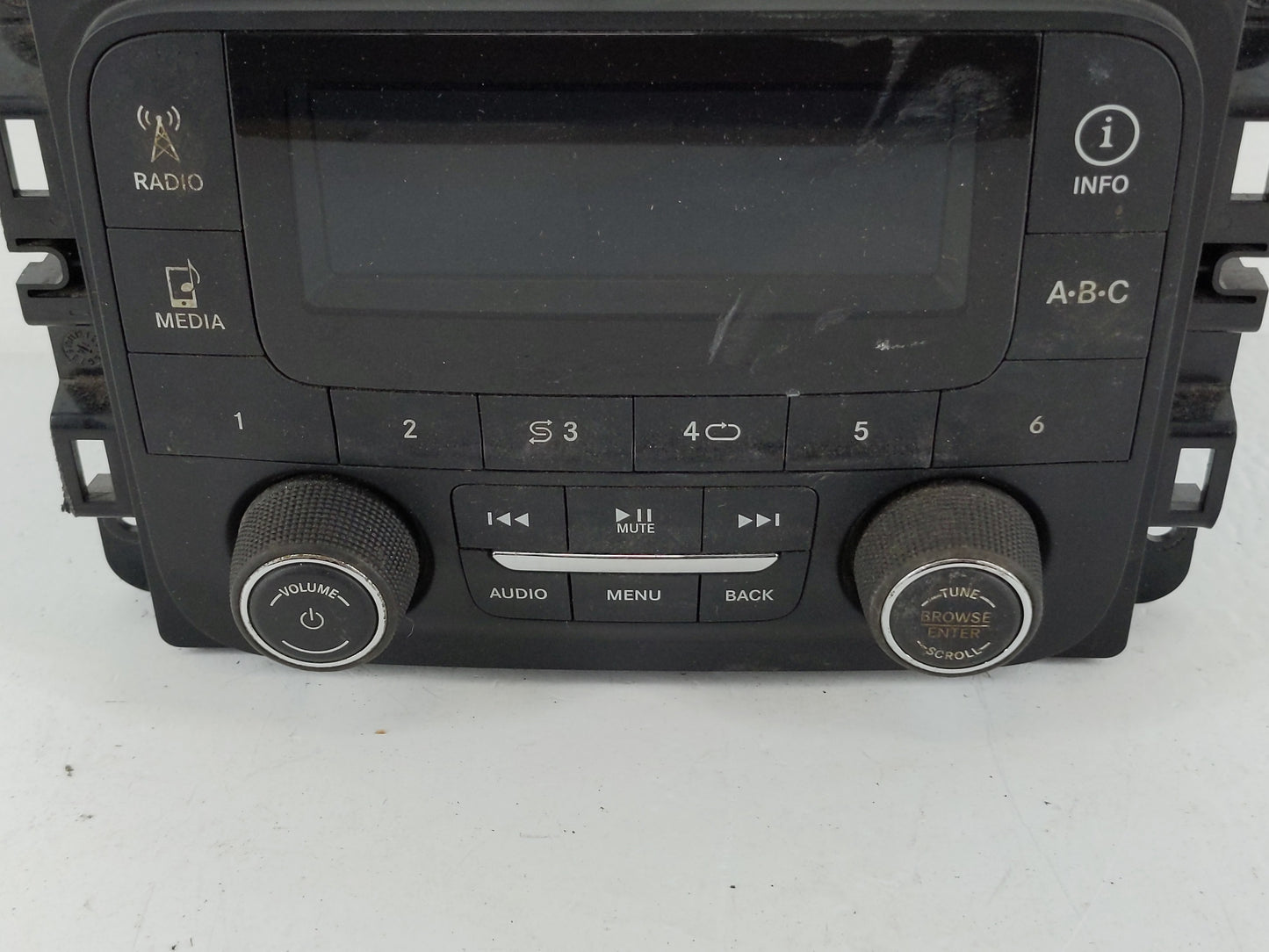 2015 Dodge Ram 1500 Radio AM FM Cd Player Receiver Replacement P/N:P68271375AA P68245816AD Fits Fits 2016 OEM Used Auto Part